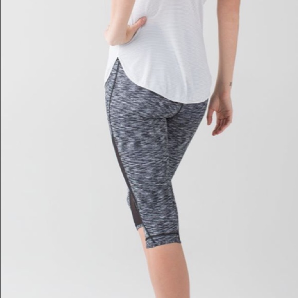 Lululemon Drop It Like It’s Hot Cropped Leggings Static Gray 4 - Picture 4 of 13